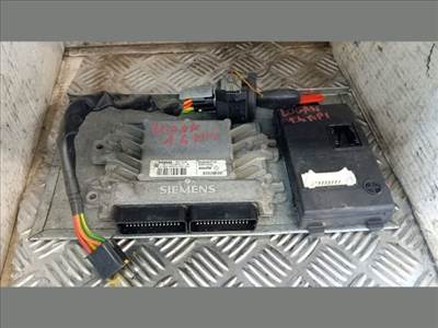 Dacia Logan I Motorvezérlő *142559* siemens-s110140011a 8200326380