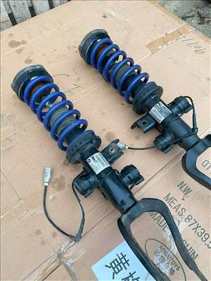 BMW 7-es sorozat F01/F02 Bal első lengéscsillapító  6851127 37116851127