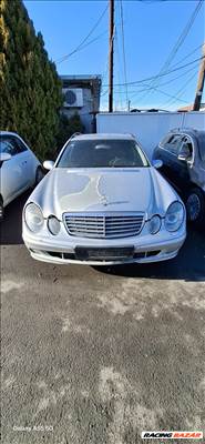 Mercedes E 220 (W211) bontott alkatrészei