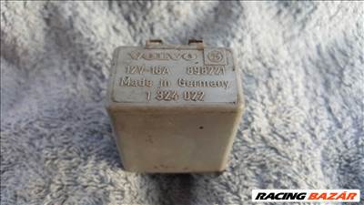 Volvo 1324022 200 700 AC pumpa  relé 
