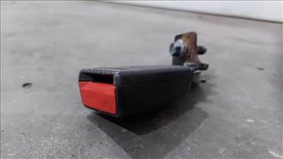 KIA Cee'd Ceed 12- Hátsó ülés egyes biztonsági öv csatt csat 0716