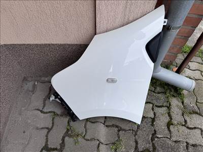 Renault Trafic III Bal első sárvédő
