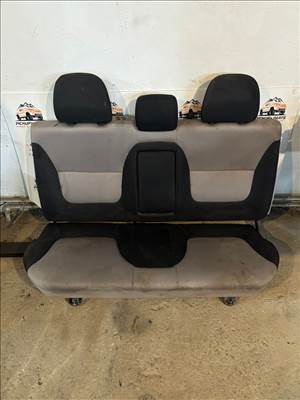 Hátsó ülés Mitsubishi L200