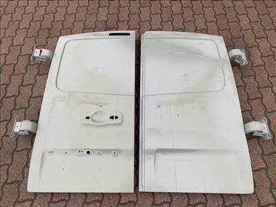 Opel Vivaro B (2014-től) Hátsó csomagtérajtó 