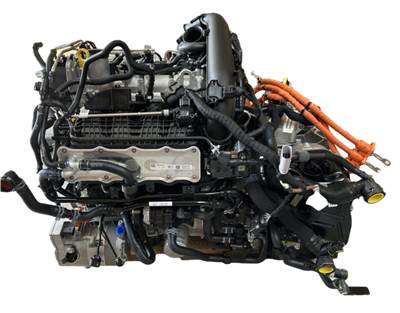 Audi Q3 F3 45 TFSI-e Komplett motor DGEA