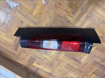 Renault Trafic III Jobb hátsó lámpa