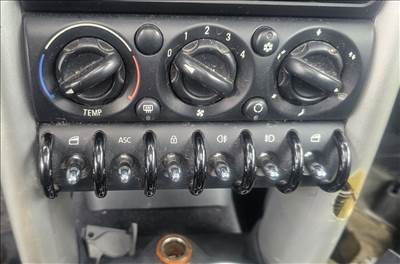 Mini Hatch R50/R53 Fütés kapcsoló 