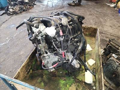 N46B20B kódú BMW E87 / E90 18i fűzött blokk hengerfejjel
