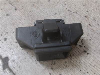 RENAULT THALIA 99.05-02.02 Csomagtérajtó zár ütköző