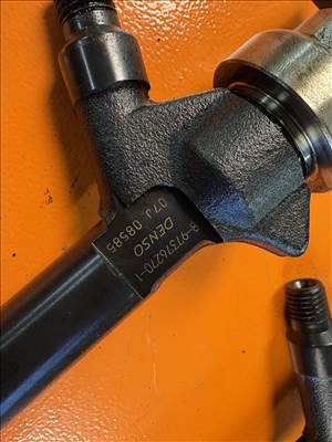 Opel Astra H 1.7 CDTI Denso porlasztó z17dtr