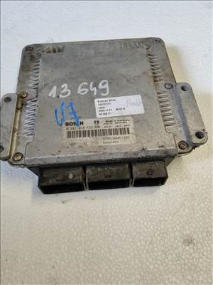 Renault Trafic II motorvezérlő  8200051608