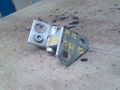 VOLKSWAGEN golf plus 2005.01.-2009.02 bal hátsó felső ajtózsanér