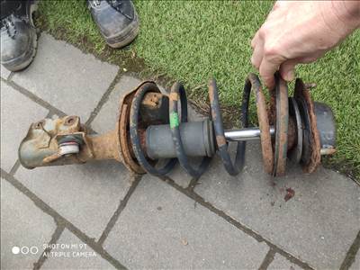 Volvo V40 / S40 1.9 ditd  jobb gólyaláb 