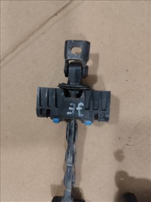 Volkswagen Amarok Ajtó határoló 