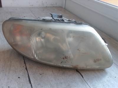 CHRYSLER VOYAGER 01.03-05.01 Jobb első fényszóró