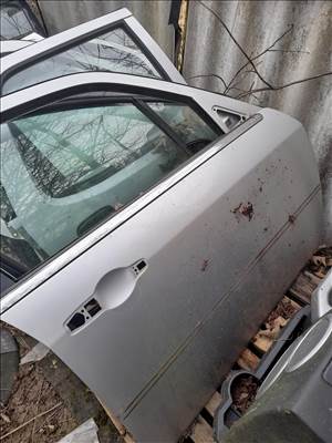 Chrysler 300c jobb első ajtó 