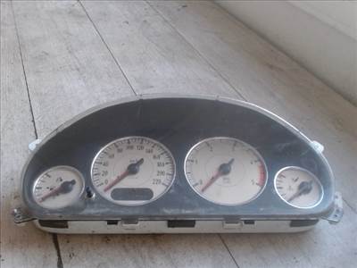 CHRYSLER VOYAGER 01.03-05.01 Kilóméteróra