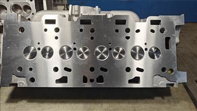 Eladó Peugeot Ford Citroen Volvo 8v Felújított 8v  9684487210