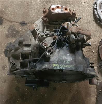 Váltó  2013 Kia Sportage 1.7 crdi  waj6k