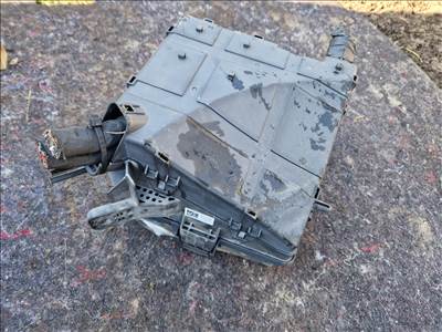 KIA SPORTAGE (QL) 1.6 biztosíték doboz 91447f1940