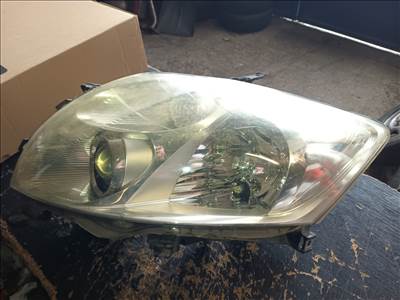 Toyota Auris (E150) Bal első fényszóró  toyota8115002460