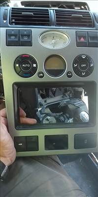 Ford Mondeo 3 közép konzol 