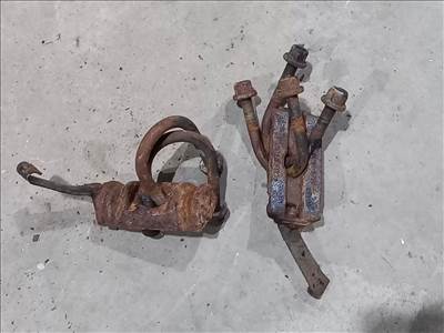 Ford Transit Tranzit MK7 06 Hátsó laprugó lap cuppánt csavar 1026