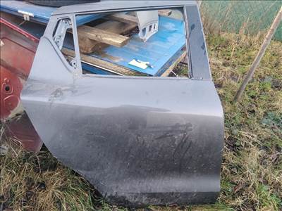 Suzuki Swift jobb hátsó ajtó