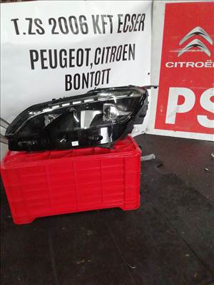 Peugeot 5008 II lámpa  9810478580