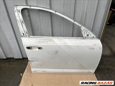 Skoda Octavia III (5E) jobb első ajtó  5e0831312