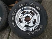 15-ös krómfelni 5x139.7-es lyukosztású 