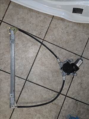 Renault Clio II 1.5 dCi ablakemelő 