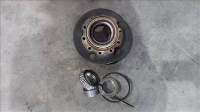 Ford Transit Tranzit MK7 06 Hátsó kerékagy futómű féktárcsa csonk 4577
