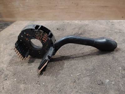 Volkswagen Polo Classic Bal Kormánykapcsoló Irányjelző *144871*