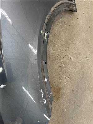 Seat arona bal első sarvedo