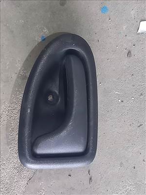 Renault TRAFIC Opel VIVARO 01- Bal első ajtó ajto belső kilincs 8382