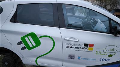 Renault Zoe jobb-bal első hátsó ajtó 