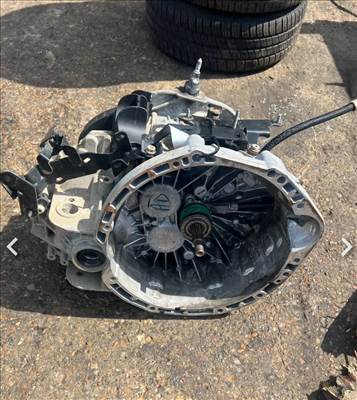 Opel Vivaro A, Renault Trafic 2.0DCI sebváltó 6 sebességes (PK6)