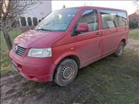 Eladó Volkswagen Transporter T5 1,9 TDI 9 személyes Caravelle 800000ft!