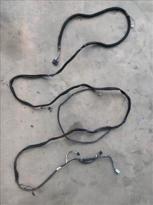 Renault MASTER Opel MOVANO 03- Jobb oldali hátsó raktér kábelköteg 425