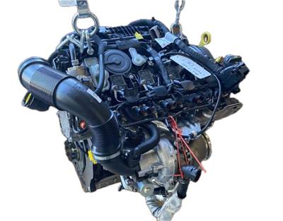 Audi Q3 F3 45 TFSI Komplett motor DKTA