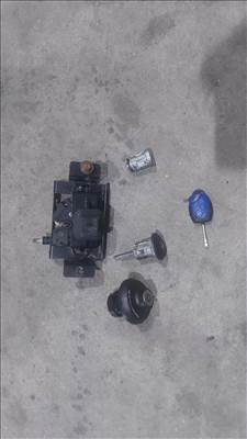 Ford Transit Tranzit MK7 06- Gyújtáskapcsoló tanksapka zár kulcs 0189