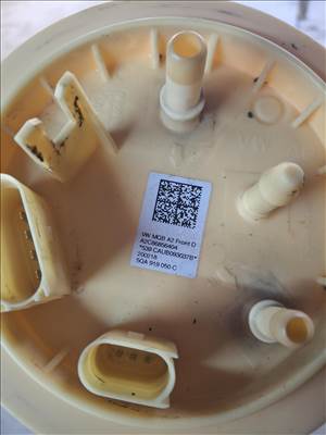 Volkswagen Tiguan II Üzemanyag tank szivattyú a2c86856404 5qa919050c