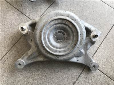 Audi A4 (B8 - 8K) jobb első rugótányér 8k0412384f