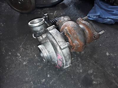 Audi A6 C4 2.5 TDI turbó 046145703g