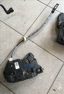 Volkswagen Tiguan II bal első zár 5na837015c