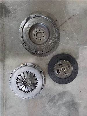 Renault TRAFIC Opel VIVARO 01- Kuplung lendkerék szerkezet tárcsa 8107