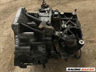 Mazda 6 2.2 sebességváltó FB2