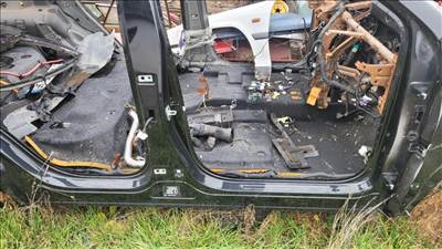 Volkswagen CC, MG EHS küszöb 