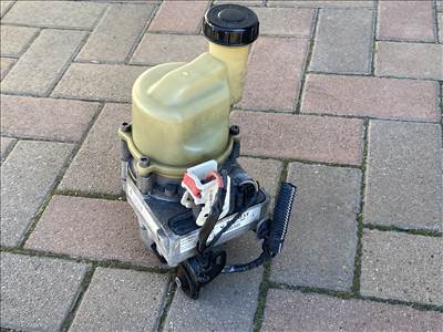 Dacia Duster I Szervó motor pumpa a Renault Duster 491107326r